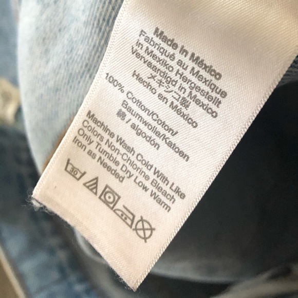 Madewell|Classic straight Jean in distressed style, light wash & high waisted••• - Picture 13 of 16